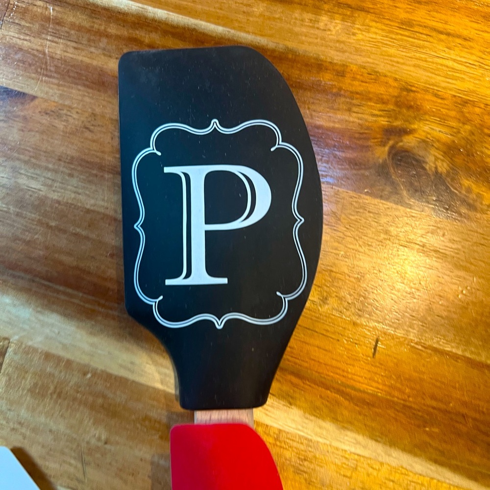 2 pack silicone spatula with initial P